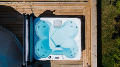 Canadian Spa Co. Gander 4-Person 15-Jet Portable Hot Tub